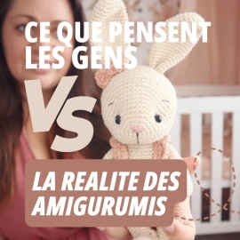 On nous dit souvent que crocheter des amigurumis, c'est relaxant.

Parfois oui.

Mais parfois, c'est aussi découdre une jambe entière parce qu'elle n'est pas identique à l'autre, acheter beaucoup trop de pelotes pour un seul projet ou terminer quelques rangs de plus alors qu'il est déjà beaucoup trop tard.

Parce qu'au-delà des mailles et des techniques, chaque création porte une histoire, une émotion et un petit bout de nous ❥

>> Alors, dis-moi : quelle slide te représente le plus ? 

#pensebonheur #amigurumi #crochetaddict #crochetlove #crochetcommunity
